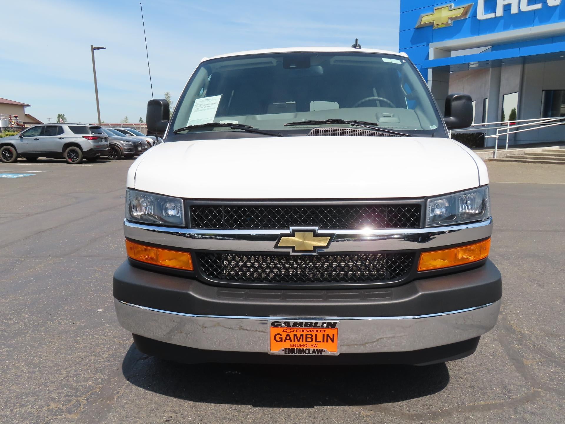 chevrolet express passenger 2025 1GAZGPFP7S1260465 image chevrolet express passenger 2025 1GAZGPFP7S1260465 image